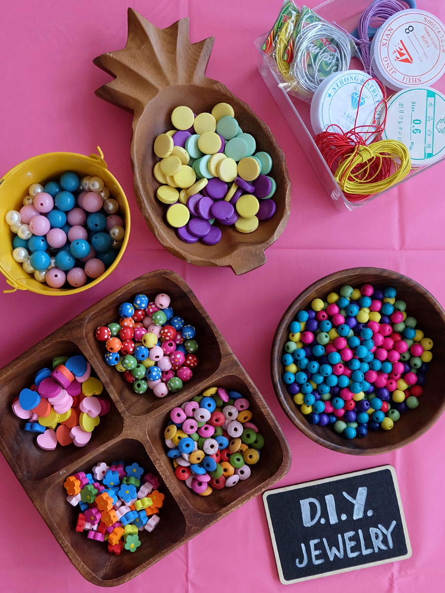 Moana Party Crafts: DIY Jewelry