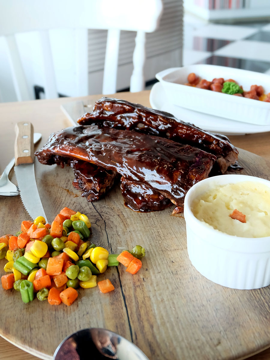 Mothers Who Brunch: Baby back ribs by 81 Cafe and Bistro