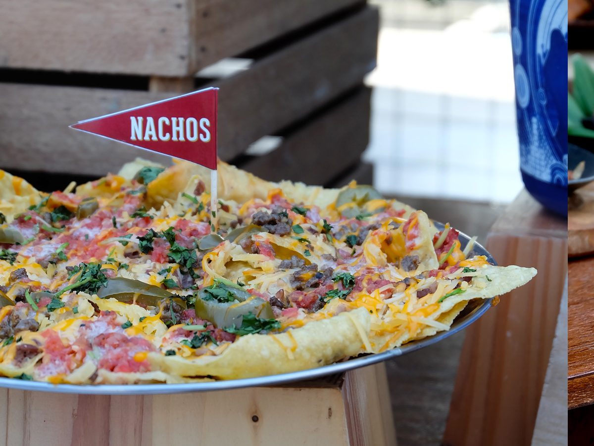 Hoops and Noms: Taft Food by the Court. Nachos from By The Border